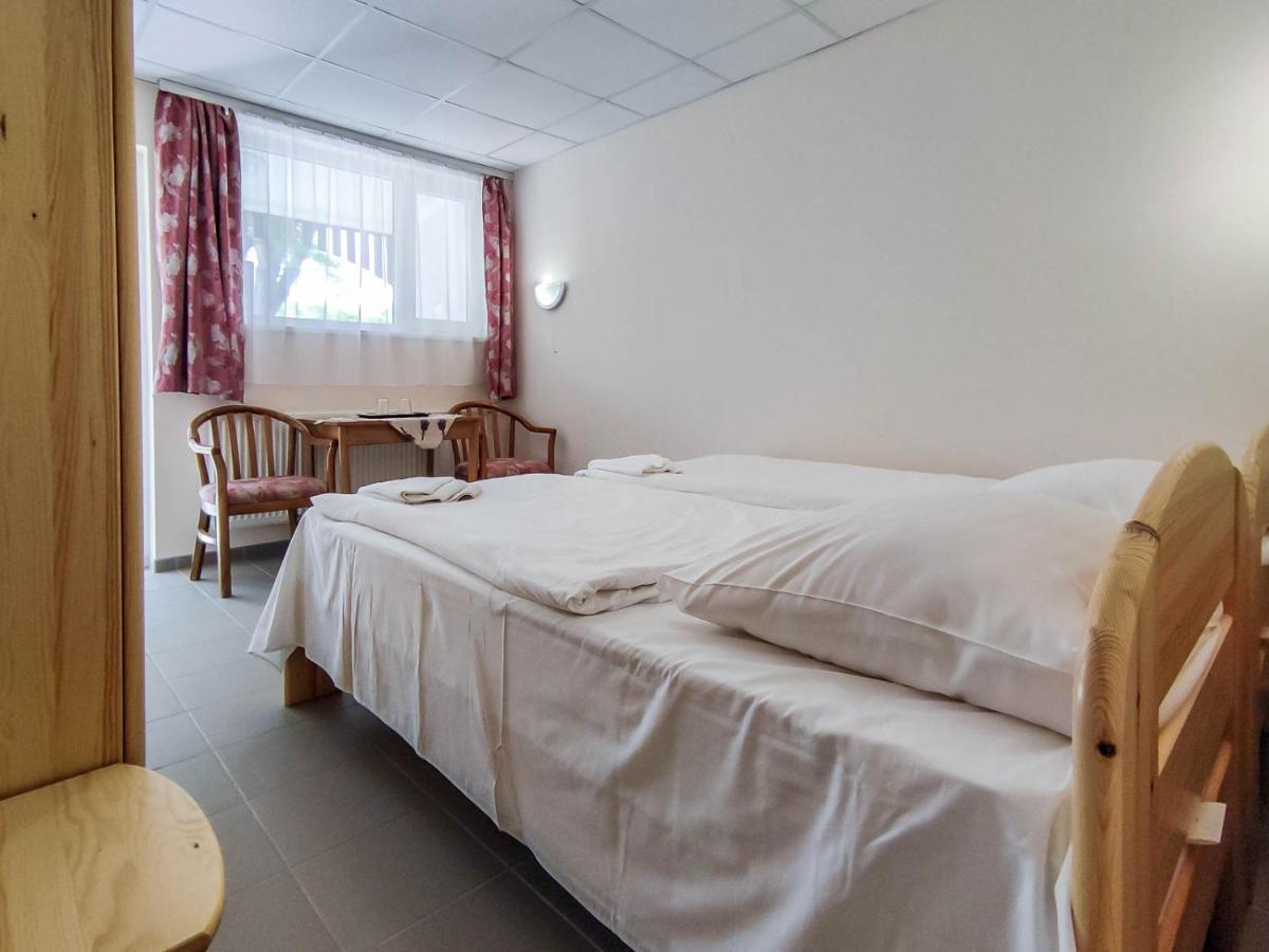 Thermal Motel Kiskunmajsa Extérieur photo